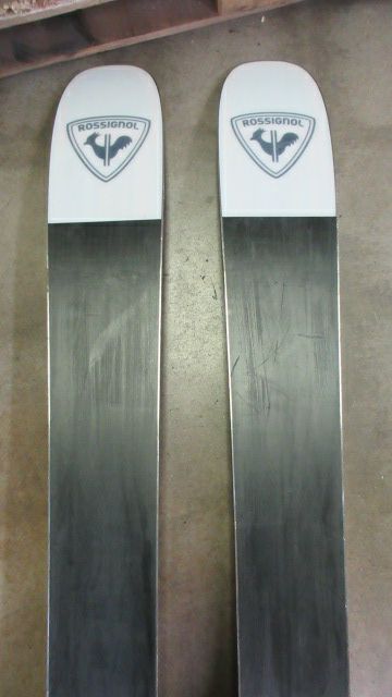 Load image into Gallery viewer, Used Rossignol Blackops Sender Powder Skis w/ Marker Bindings - 172 cm - wear
