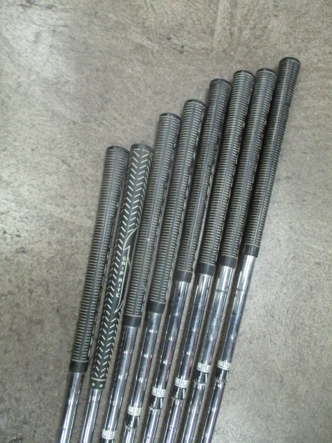 Used Wilson 1200 LT Iron Set 3-9 Pitching Wedge - RH