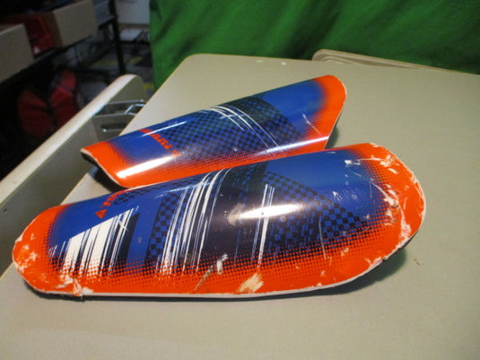 Used Vizari Youth Soccer Shin Guards (Has Wear)