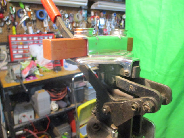 Load image into Gallery viewer, Used Vintage Shotshell Reloading Press
