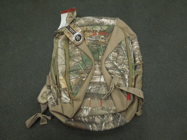 Load image into Gallery viewer, Like New Fieldline Pro Series Matador Backpack with Realtree Extra Camo
