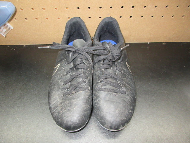 Load image into Gallery viewer, Used Nike Tiempo Legend 10 Club FG Soccer Cleats - Size Youth 4.5
