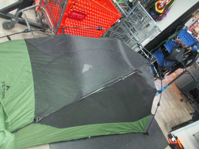 Load image into Gallery viewer, Used Teton Vista Quick 1 Person Tent
