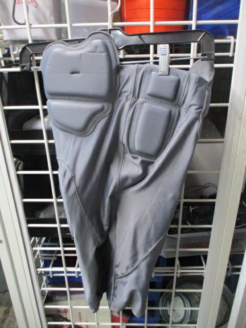 Used Under Armour Integrated 7 Pad Football Pants Youth Size Medium