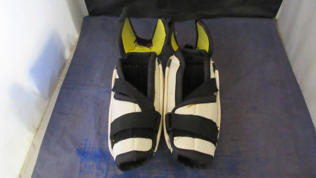 Load image into Gallery viewer, Used CCM Tacks 1052 Elbow Pads Adult Size Small - small wear
