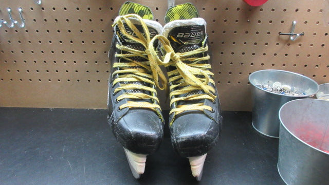 Load image into Gallery viewer, Used Bauer Supreme M3 Ice Hockey Skate - Size 4
