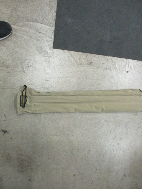 Load image into Gallery viewer, G-Loomis Escape ETR 81-3 HC-20 3pc 6"9" 15-30# FLY ROD
