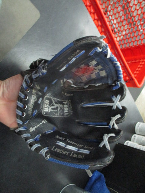 Load image into Gallery viewer, Used MacGregor T Ball Glove 10"
