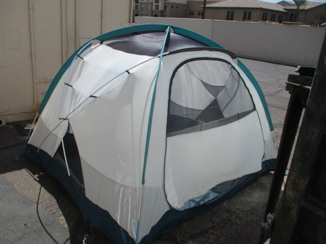 Load image into Gallery viewer, Used Rei Coop Base Camp 4 - 4 Person Tent
