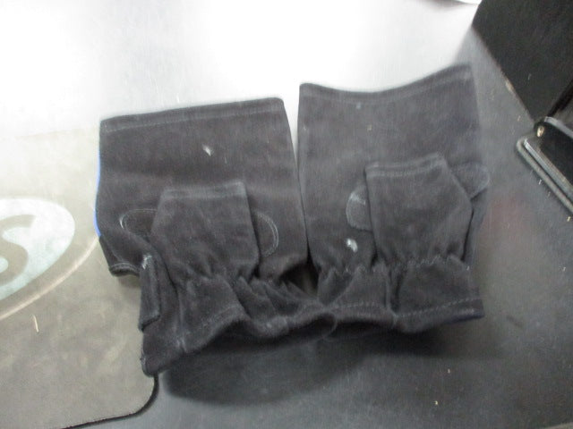 Load image into Gallery viewer, Used Womens One Size Fits All Lifting Gloves

