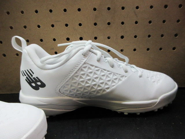 Load image into Gallery viewer, Like New New Balance 4040 v8 Youth Turf-Trainer - Size 4.5
