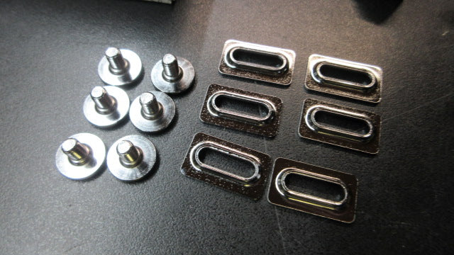 Load image into Gallery viewer, Shimano SPD-SL Cleat Set SM-SH11
