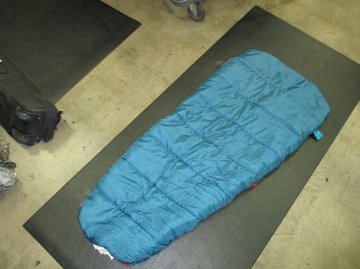 Used Sierra Designs Sun Dance Kids Sleeping Bag 40 deg