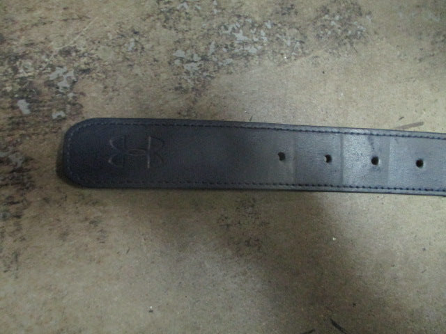 Load image into Gallery viewer, Used Underarmour Navy BASEBALL BELT
