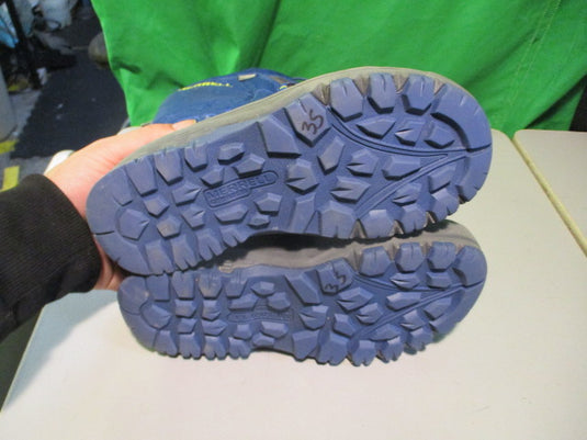 Used Merrell Select Dry Size 3 Winter Boots