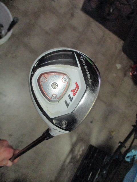Load image into Gallery viewer, Used Taylormade R11 17º 4 Fairway Wood RH
