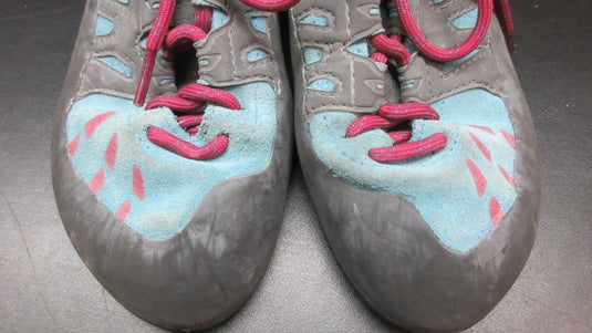 Used La Sportiva Women's Tarantulace Climbing Shoes - Size 6