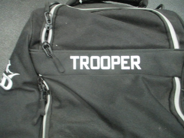 Load image into Gallery viewer, Dynamic Disc Trooper Disc Golf Equipment Bag
