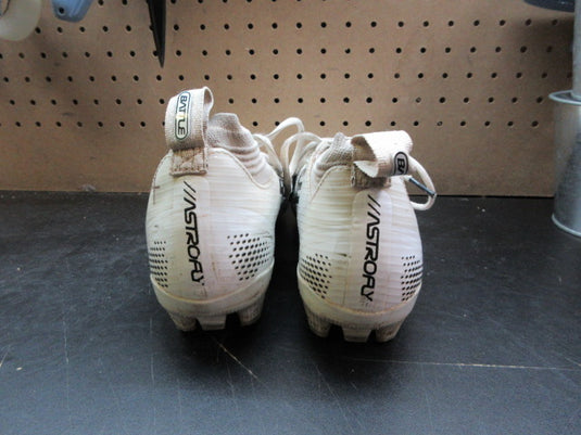 Used Battle Astrofly Football Cleats - Size 10.5