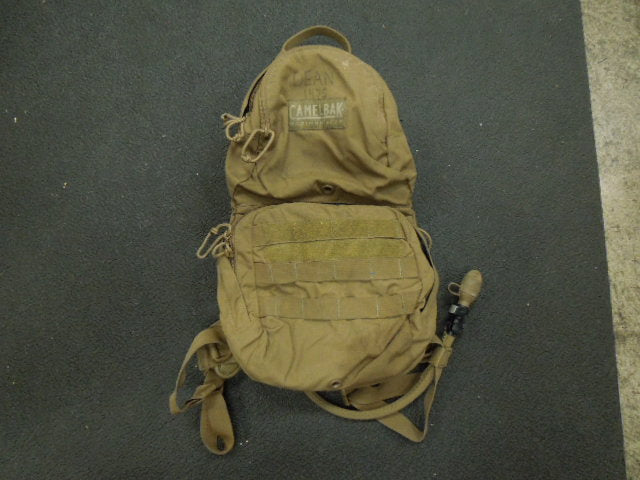 Load image into Gallery viewer, Used Camelbak M.U.L.E. Mil-Spec Hydrate or Die Bag with 3.0L OG Bladder
