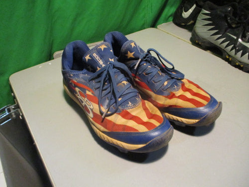 Used BOOMBAH Size 5 baseball Cleats