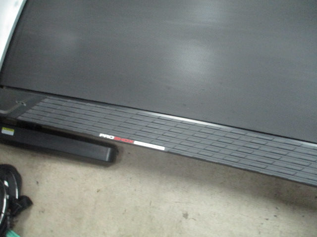 Load image into Gallery viewer, Used ProForm Pro 2000 Folding Treadmill

