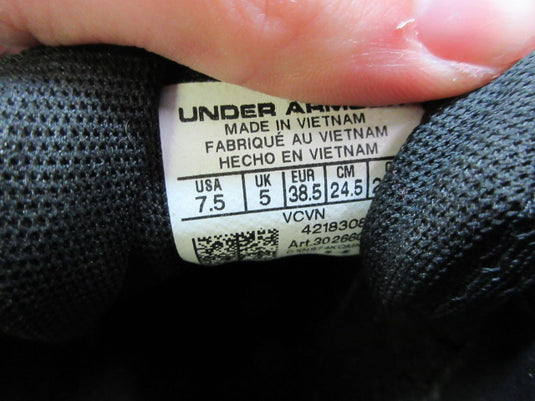 Used Under Armour Glyde 2.0 RM Softball Cleats - Size 7.5