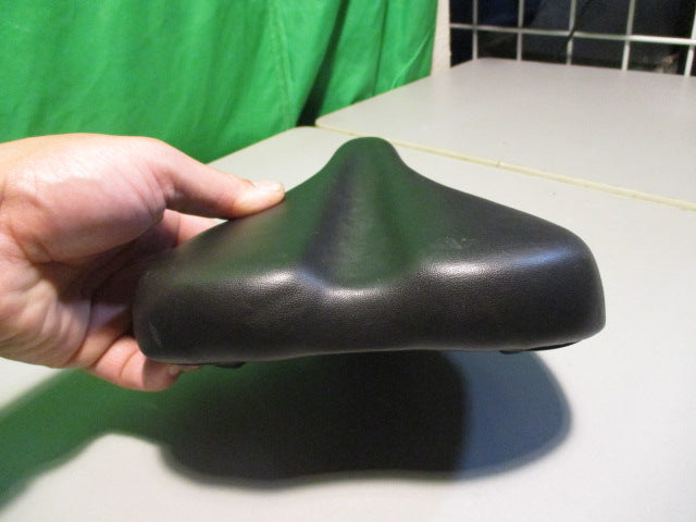 Load image into Gallery viewer, Used Specialized Body Geometry Bicycle Seat
