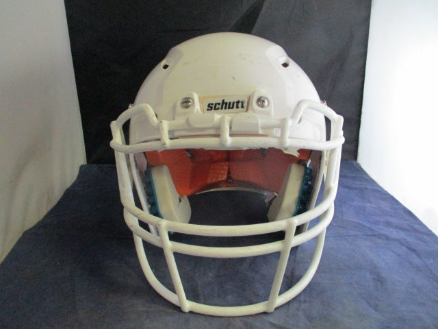 Load image into Gallery viewer, Used Schutt Vengeance Hybrid Football Helmet Youth Size Medium
