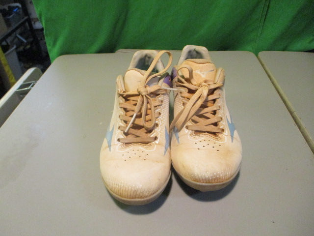 Load image into Gallery viewer, Used Mizunio Wave Finch Lightrevo Size 5 Cleats
