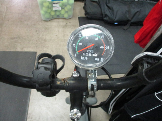 Load image into Gallery viewer, Used Huffy Fairmont 26&quot; Beach Cruiser W/ speedometer
