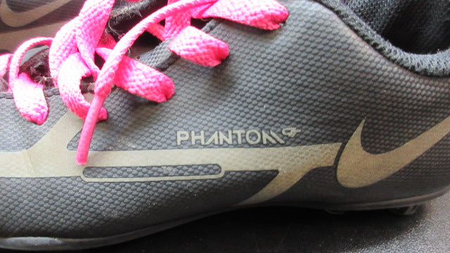 Load image into Gallery viewer, Used Nike Phantom Soccer Cleats - Size Youth 3.5
