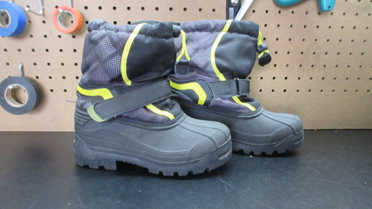 Used Winter Snow Boots - Size 1k