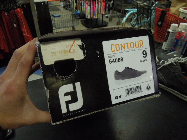 Load image into Gallery viewer, Used Footjoy Contour Golfing Shoes Size 8.5
