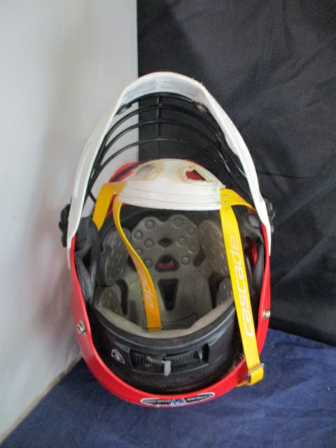 Load image into Gallery viewer, Used Cascade CPX-R Lacrosse Helmet / Chinstrap - worn chinstrap
