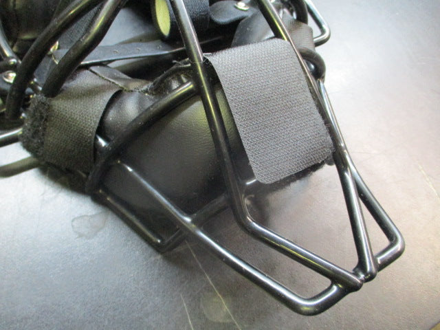 Load image into Gallery viewer, Umpire Catchers Mask
