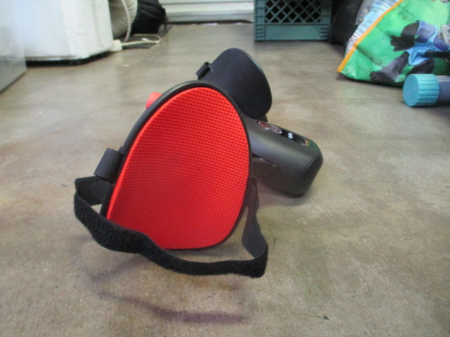Load image into Gallery viewer, Used Thigh Floor Exerciser
