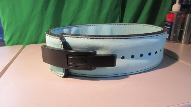 Load image into Gallery viewer, Used Inaka Power Lifting Belt Size Medium (29-37&quot;)
