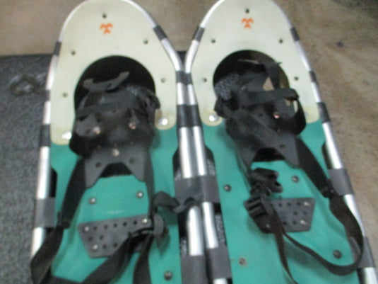 Used Tubbs 30" Winter Snowshoes