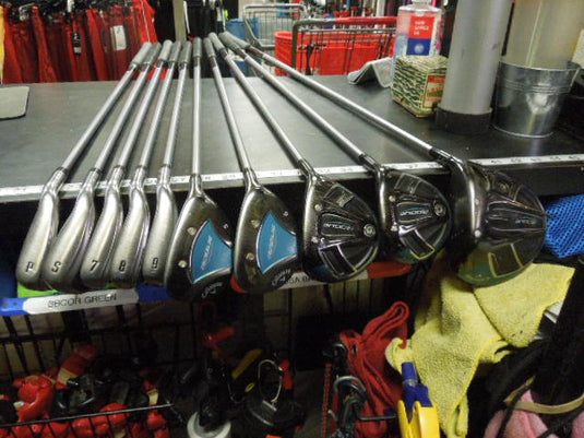 Used Callaway Rogue Ladies Righ Hand 10 pc Golf Club Set 1D, 3,5H 5,6W 7-9I P,SW