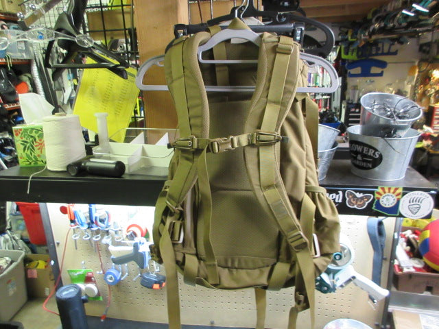 Load image into Gallery viewer, Used Mystery Ranch Blitz 30 Tactical Back Pack
