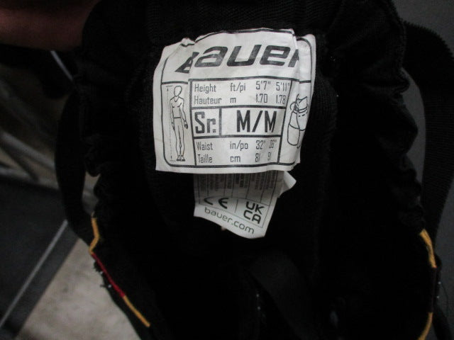 Load image into Gallery viewer, Used Bauer Senior Medium Street Hockey Breezers
