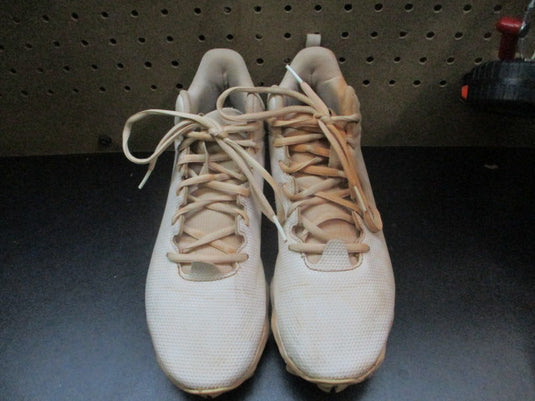 Used Under Armour Spotlight Franchise RM 2.0 Football Cleats - Size Youth 6