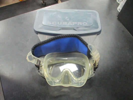 Used Scuba Pro tempered diving mask with case some use
