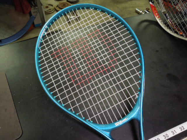 Load image into Gallery viewer, Used Wilson Advantage 110 High Beam Series Tennis Racket with Sleeve
