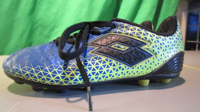 Load image into Gallery viewer, Used Lotto Youth 2Y Soccer Cleats - Some Wear
