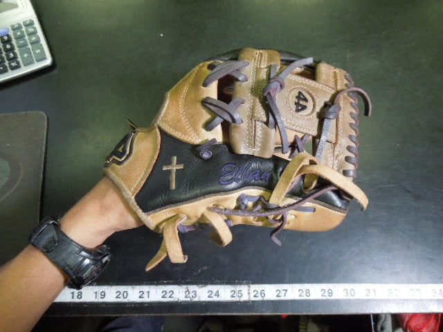 Load image into Gallery viewer, Used 44PRO Signiture Series Custom JP11 11.5" RHT Infield Glove
