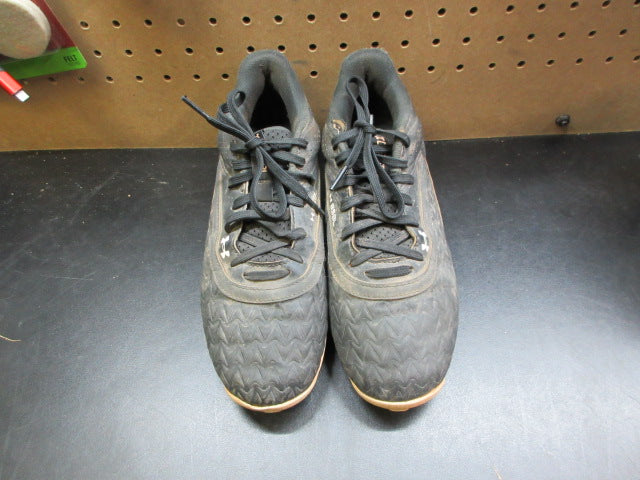 Load image into Gallery viewer, Used Under Armour Men's Leadoff Low RM 3.0 Baseball Cleats - Size Youth 6
