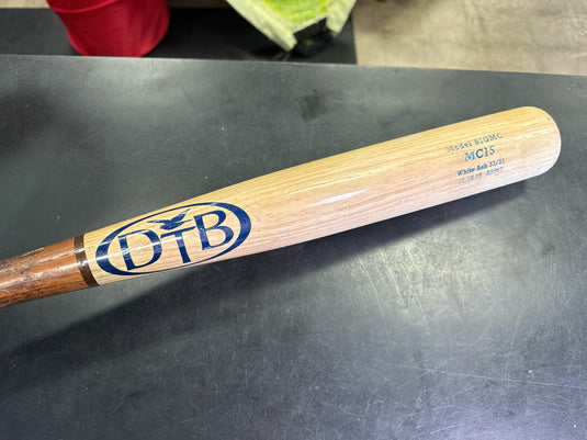 Used Dove Tail Bats MC15 Ash Wood Baseball Bat 33 in 31 oz -2