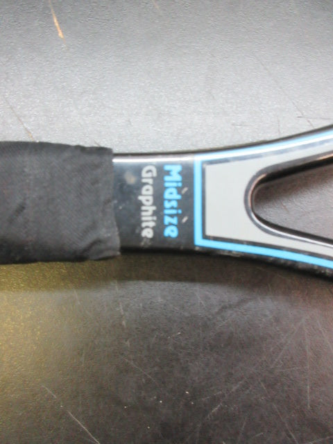 Load image into Gallery viewer, Used Wilson Sting Midsize Graphite Tennis Racquet - 27"
